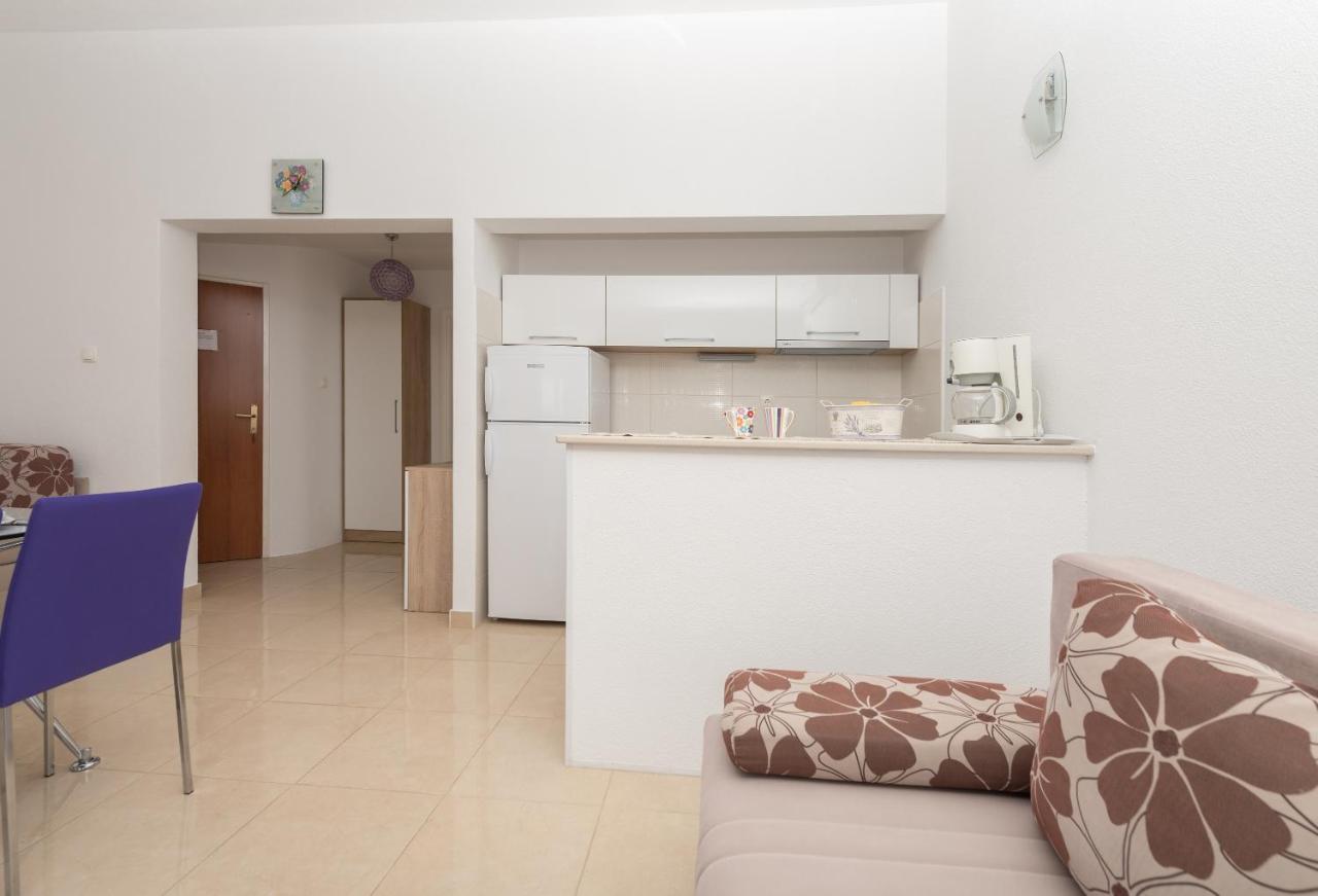 Nina Seaview Apartment Baška Voda Екстериор снимка