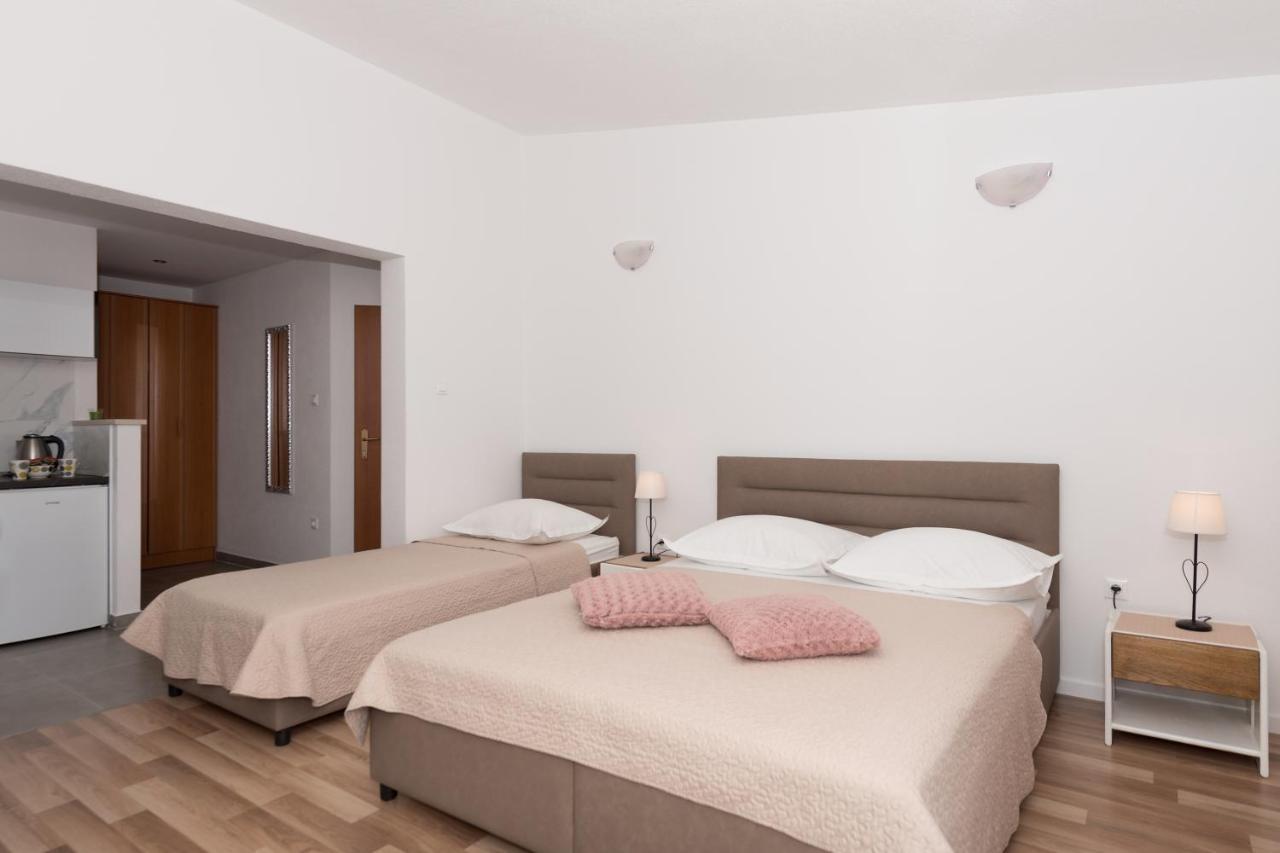 Nina Seaview Apartment Baška Voda Екстериор снимка