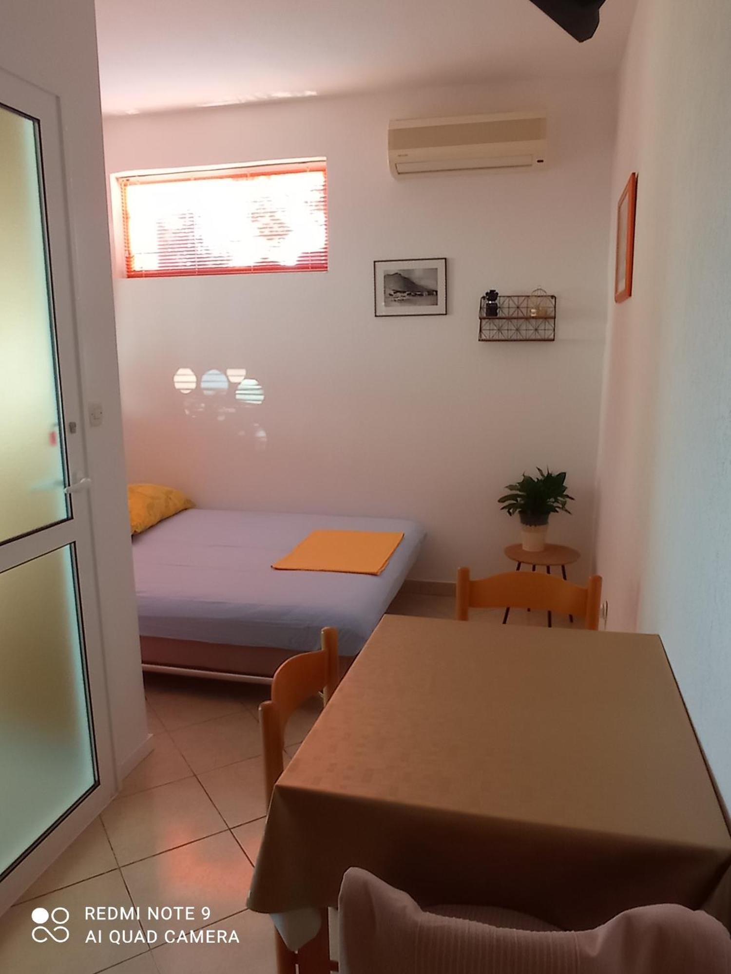 Nina Seaview Apartment Baška Voda Екстериор снимка