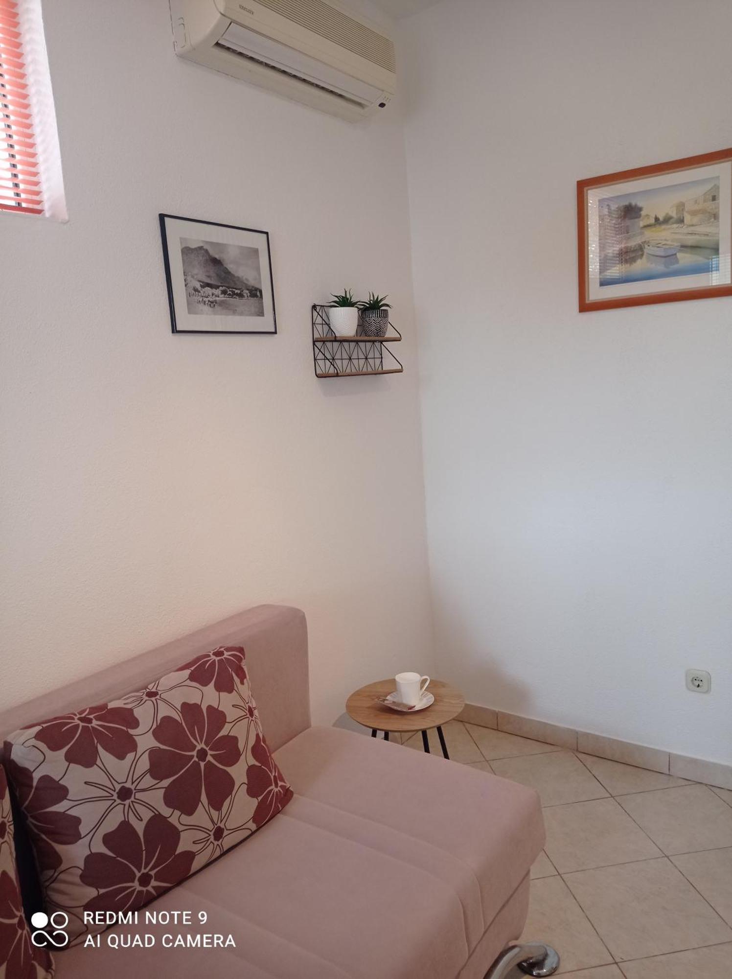 Nina Seaview Apartment Baška Voda Екстериор снимка