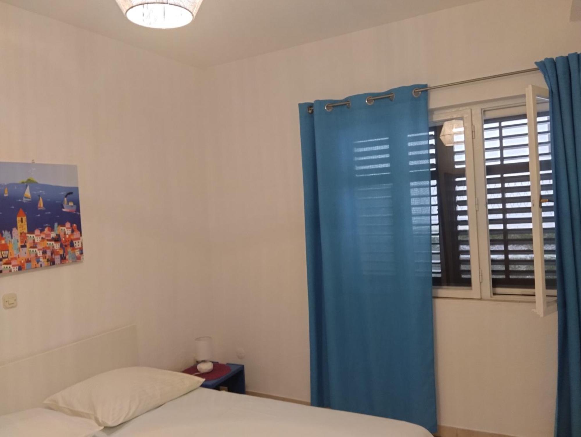 Nina Seaview Apartment Baška Voda Екстериор снимка